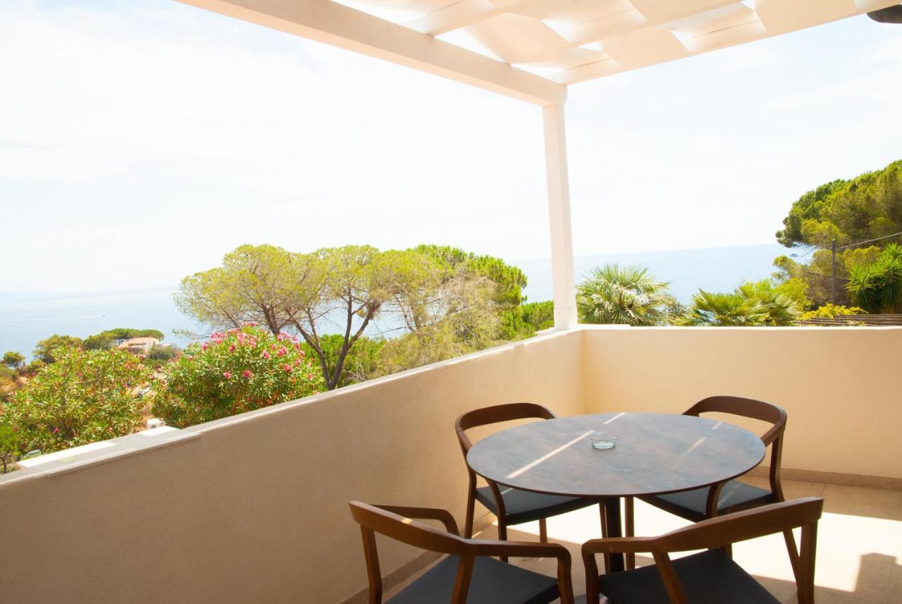 Aparthotel Capo Bianco 4*