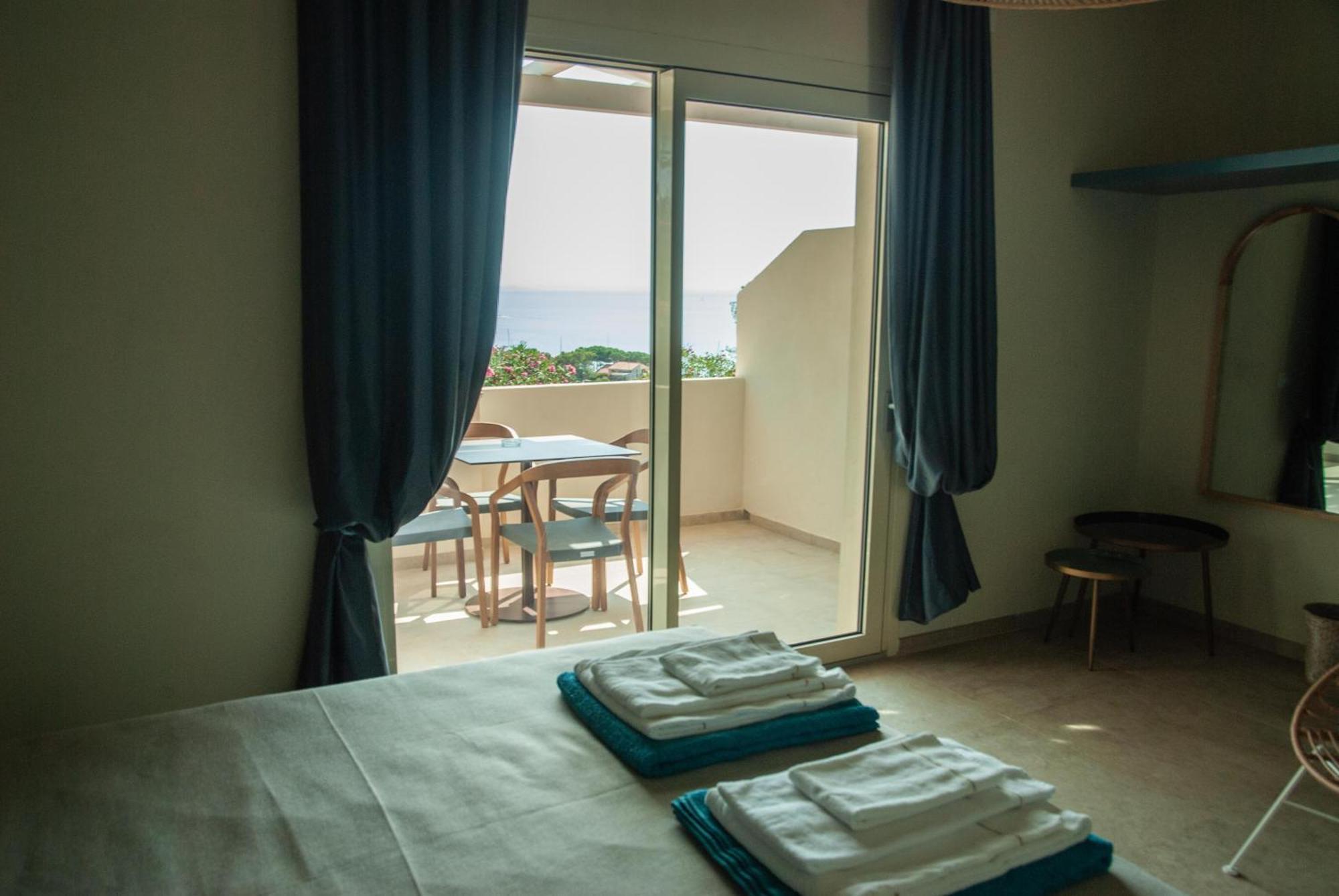 Capo Bianco Aparthotel Porto Azzurro
