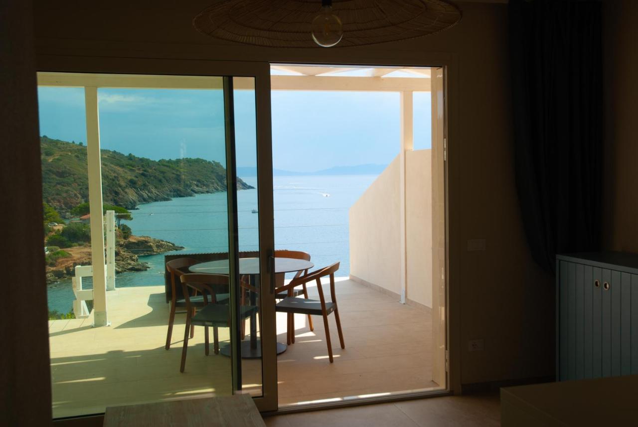 Capo Bianco Apart-hotel 4*
